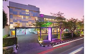 Quest Hotel Simpang Lima